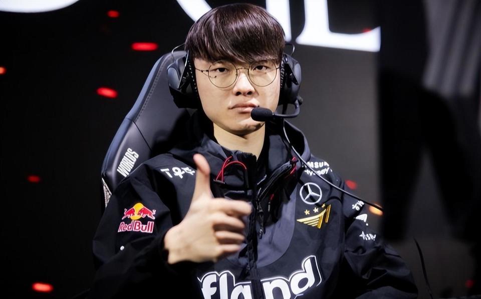 2022LPL夏季季后总决赛，16：30 JDG vs TES(BO5)，晴天首发！